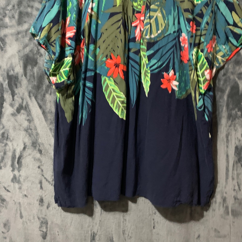 Old Navy Blouse Womens XXL Pretty Co Black Print Navy Blue Tropical Floral EUC - Picture 7 of 13